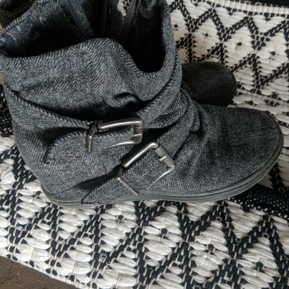 Roxy Wedge Short Boots